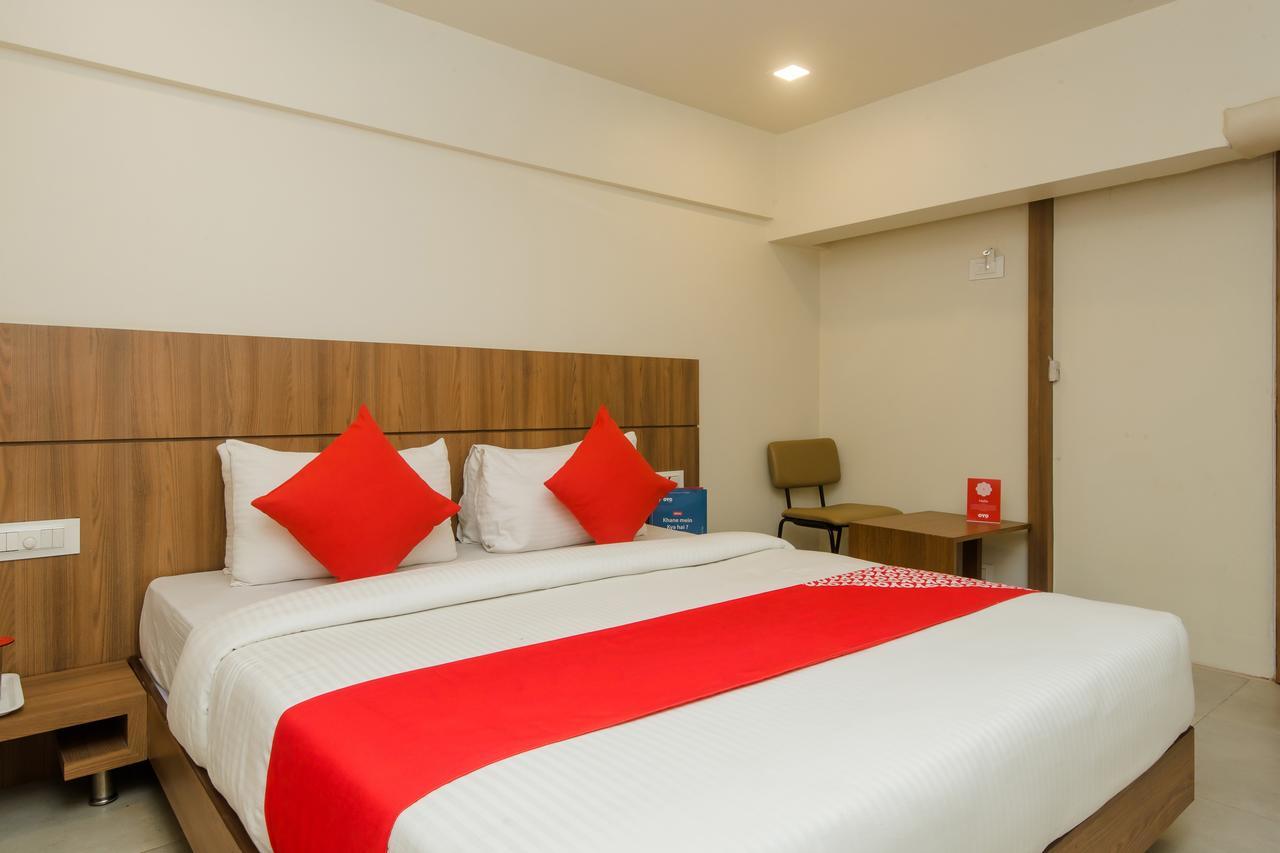 Oyo 13857 Hotel Imperial Umele Zewnętrze zdjęcie