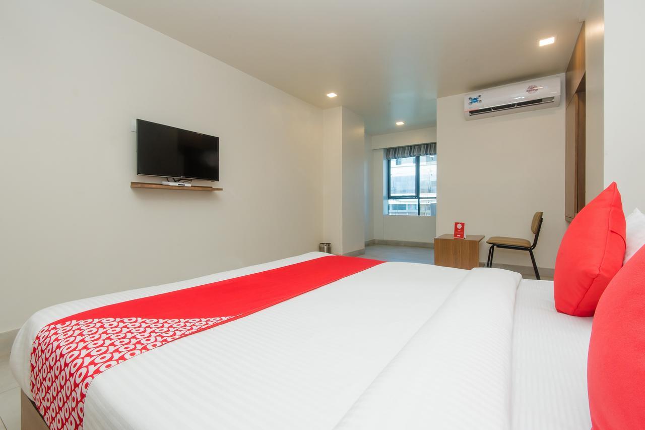 Oyo 13857 Hotel Imperial Umele Zewnętrze zdjęcie